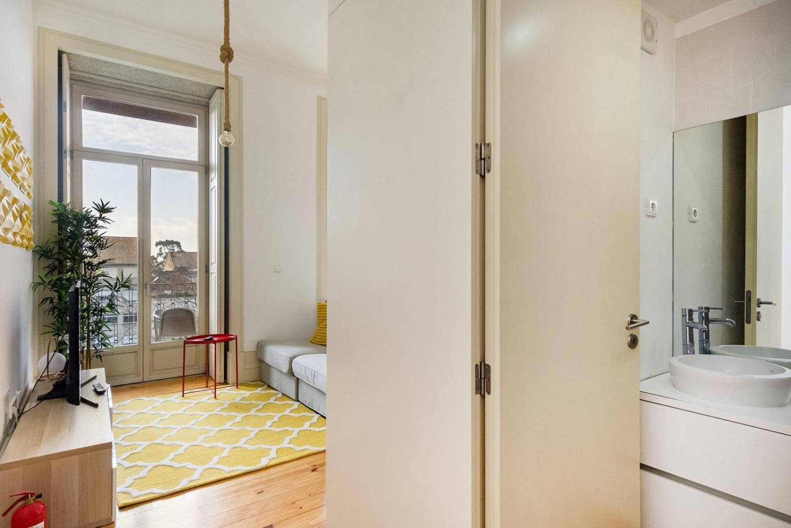 Guestready - Urban Oasis With Private Balcony Apartman Porto Kültér fotó